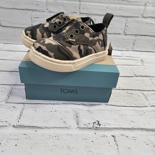 Toms neonati cordoni - toms,